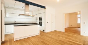 Neugestaltung eines Wohn- Esszimmers Parkett, Kalkputz