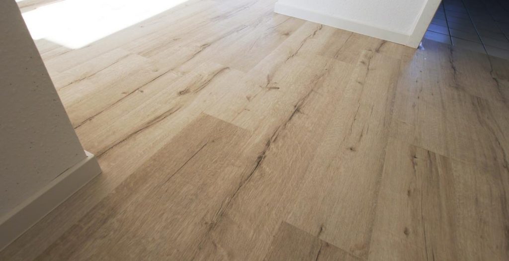 Bodenbeläge Stuttgart​​: schwimmend verlegter Designbelag