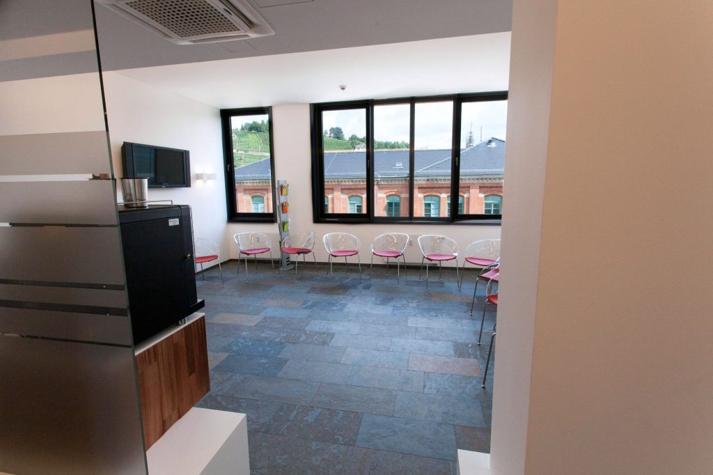 Umbau einer Büroetage in eine Arztpraxis in Esslingen 4