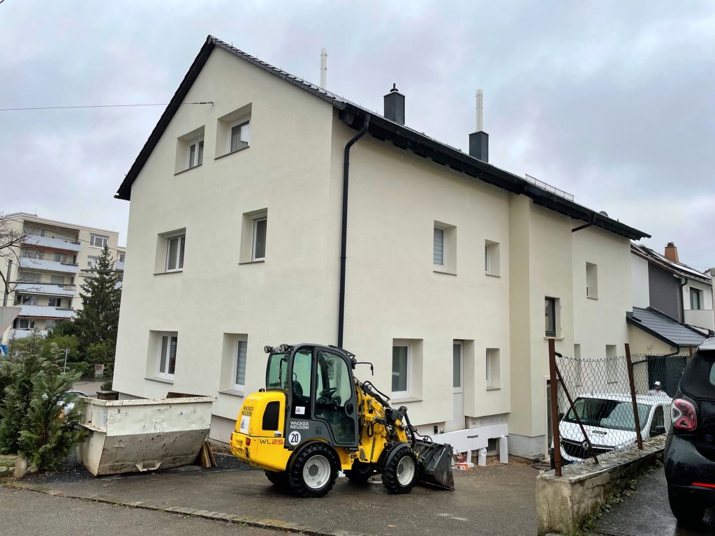 Sanierung einer Fassade zur Wärmedämmung in der Freibergerstraße 09
